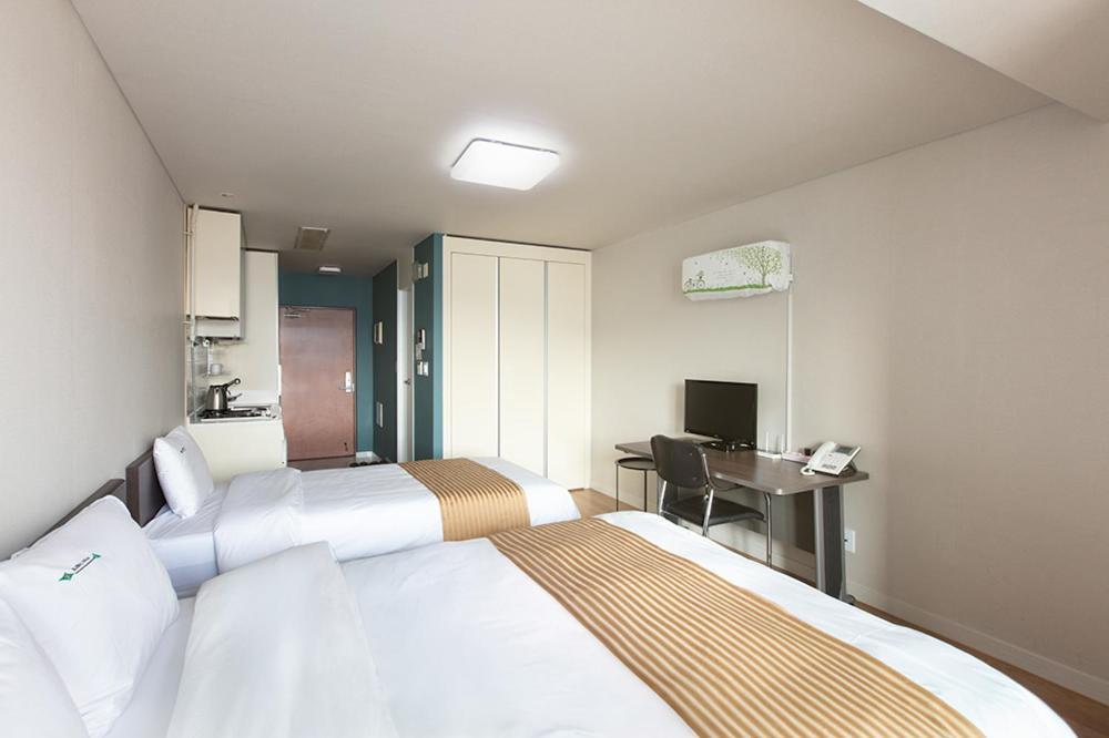 Family Twin Room