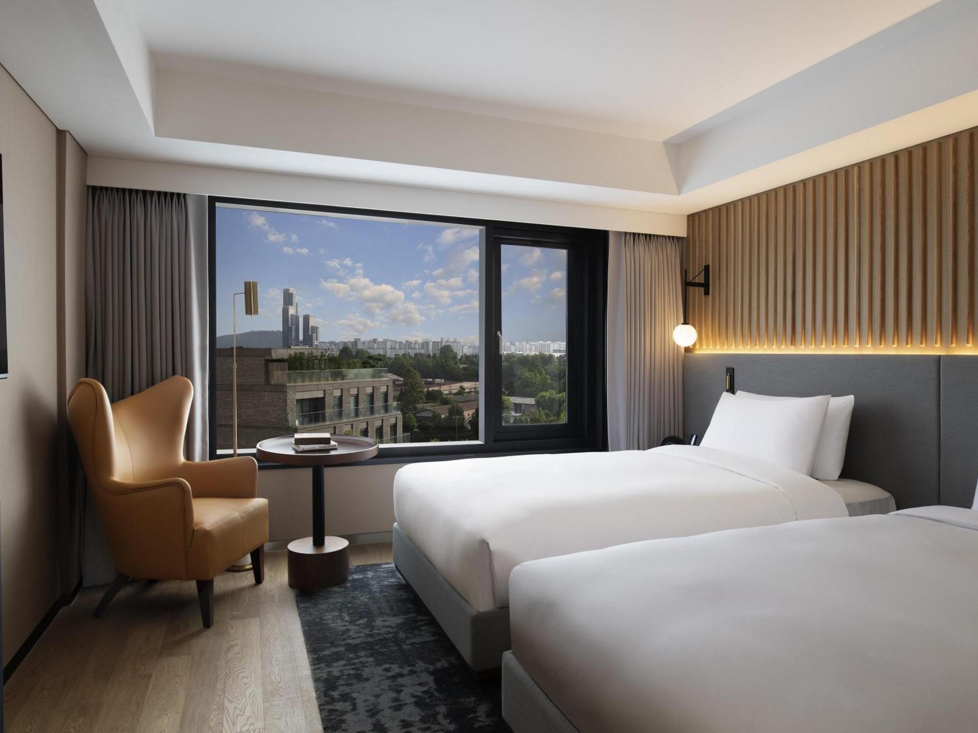 Signature Twin Room,1770050380:JPEG