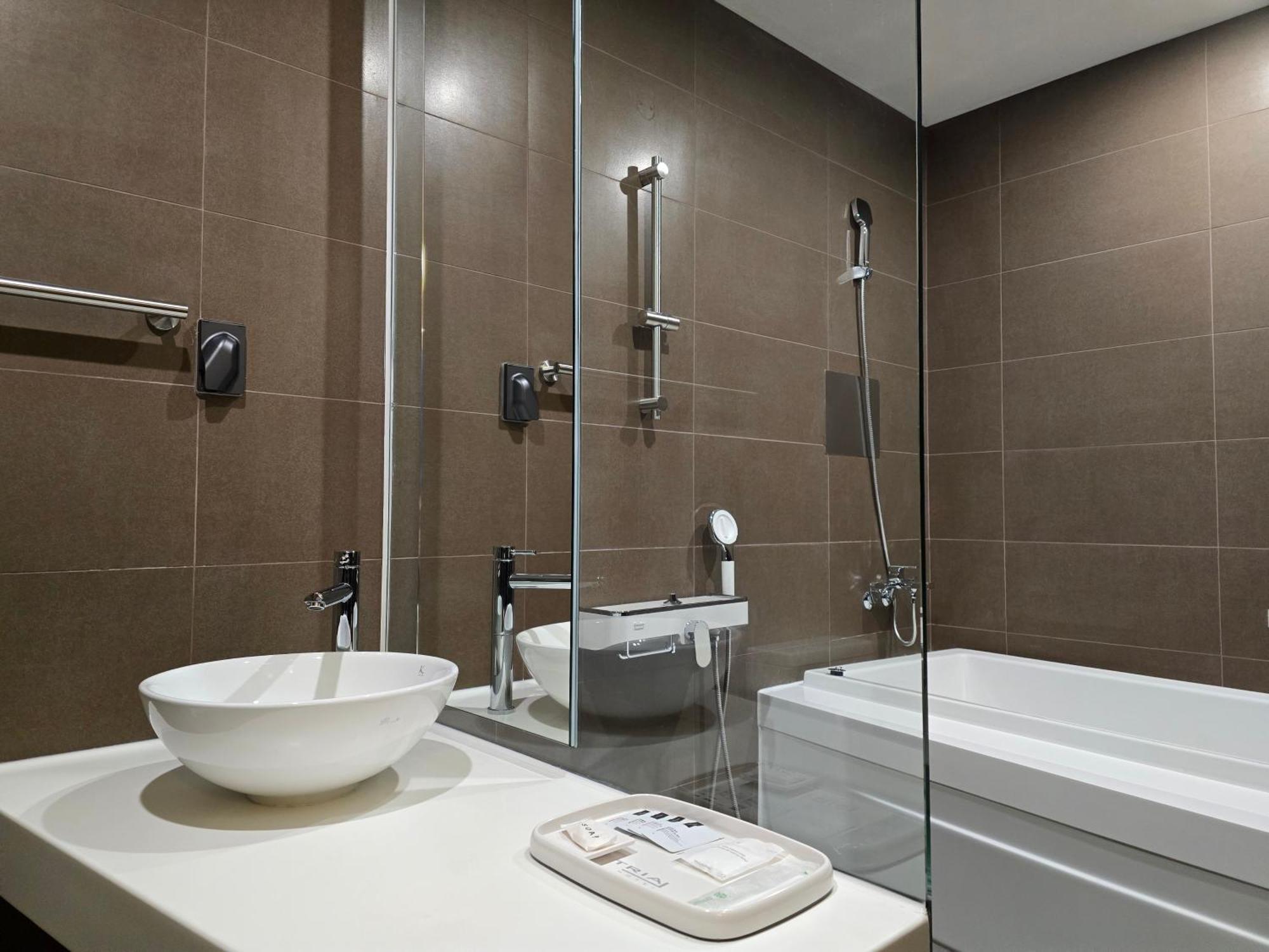 Premier Room