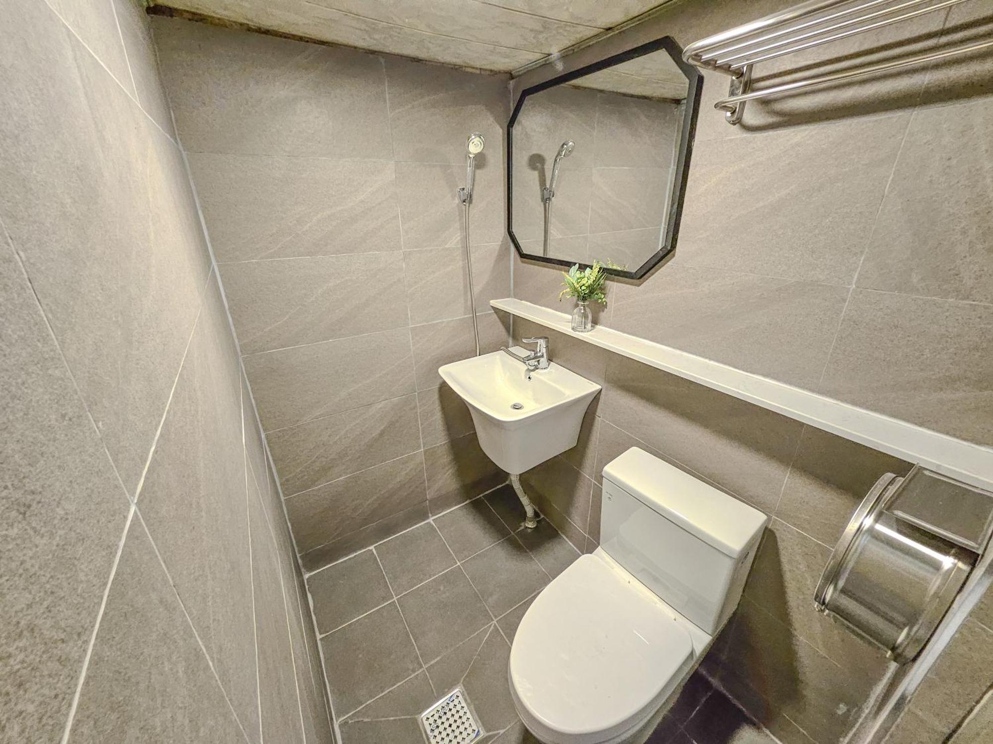 Double Room Private Bathroom,1767117680:JPEG
