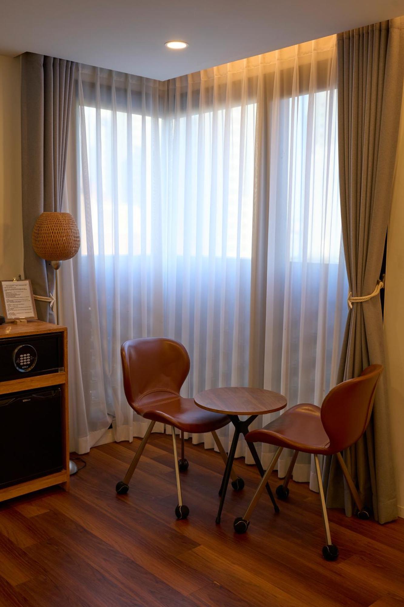 Queen Room
