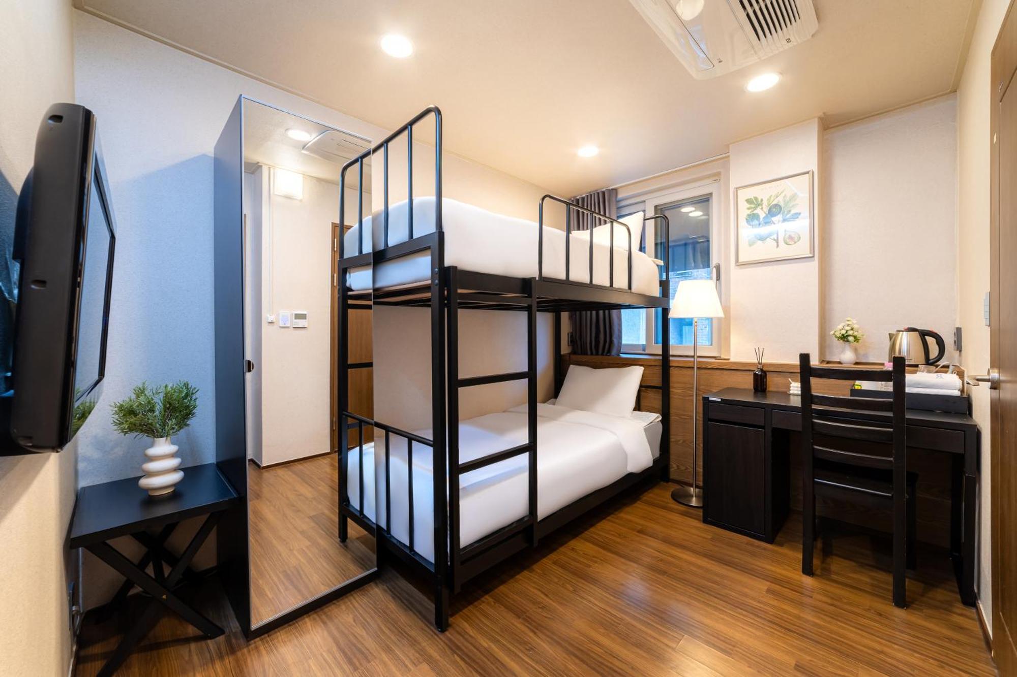 Bunk Bed Twin Room