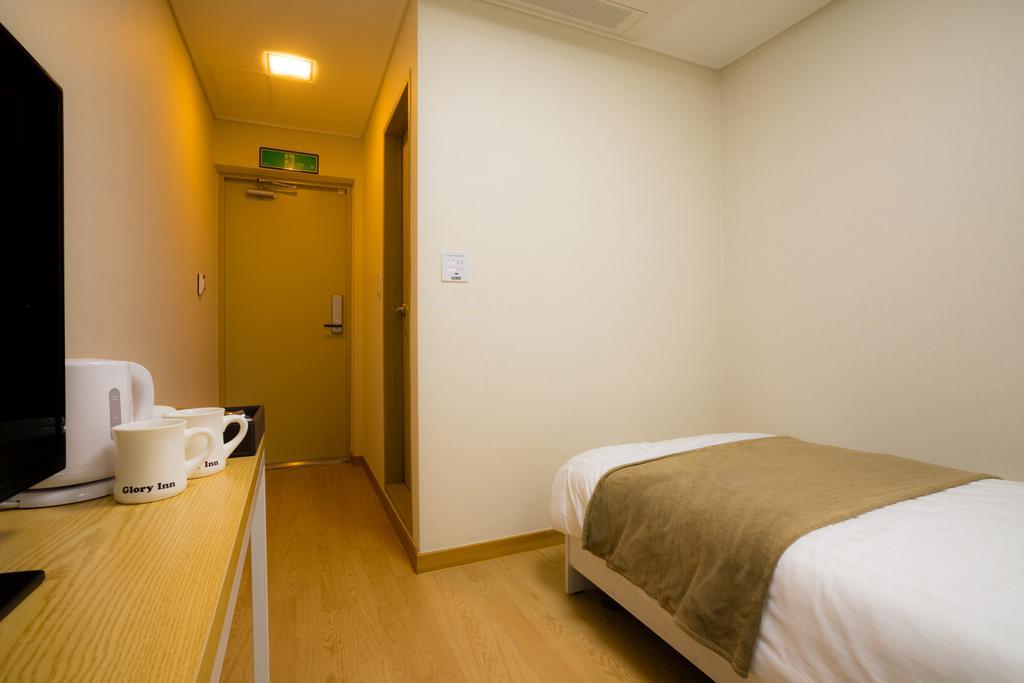 Single Room Private Bathroom