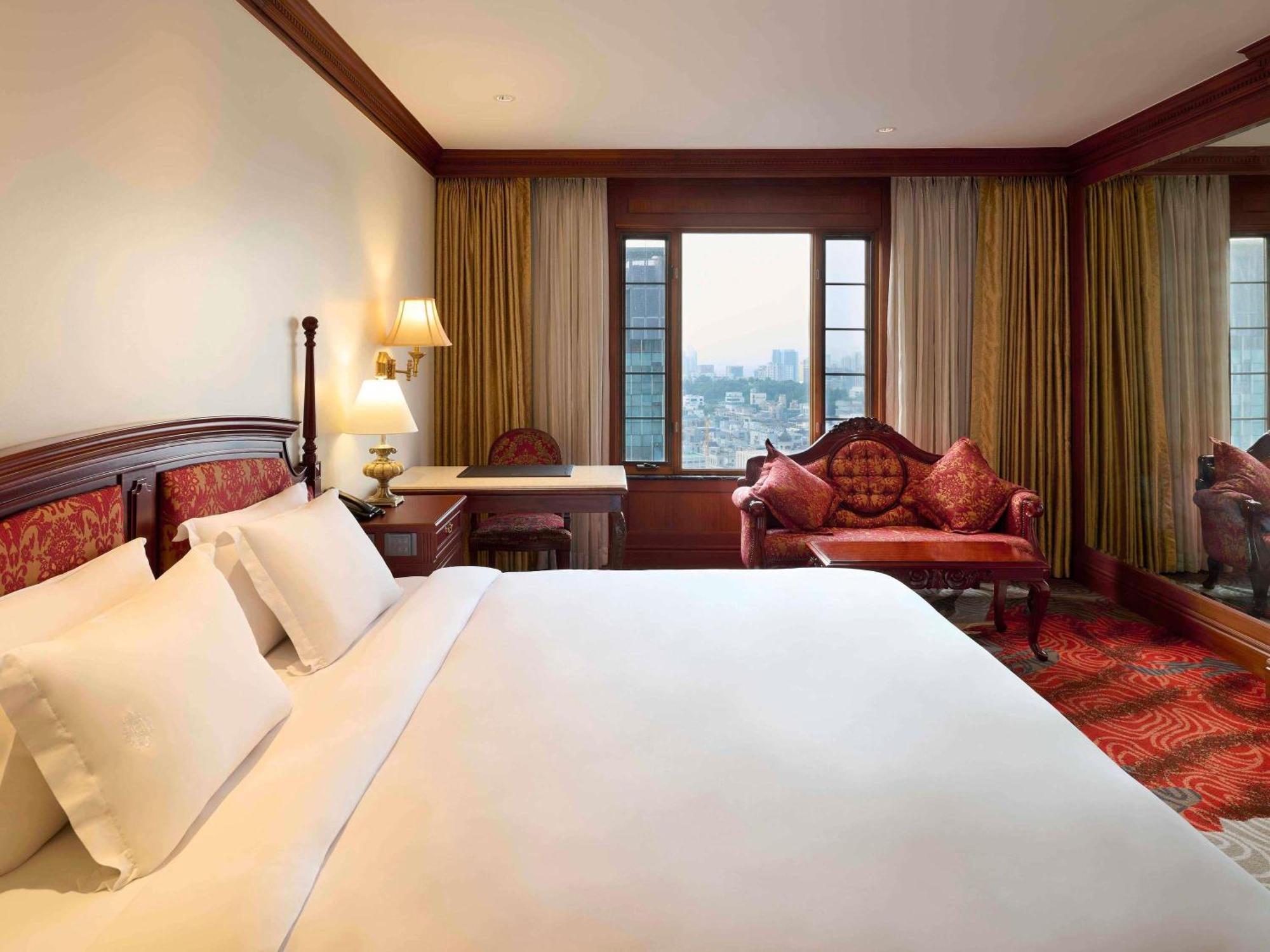 Deluxe Panoramic view – 1 king size bed