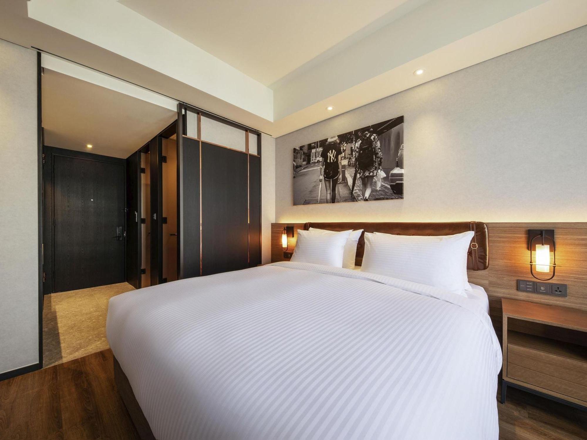 Superior King Room