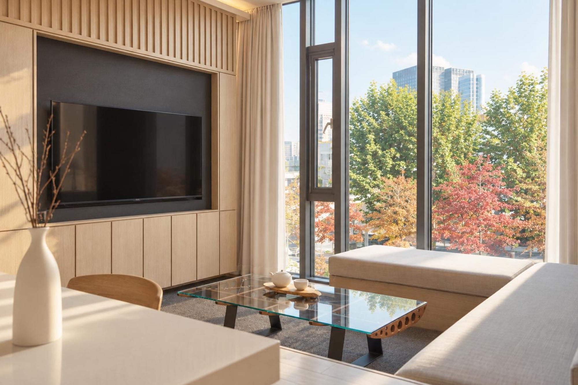 Family City Suite-Randomly Selected