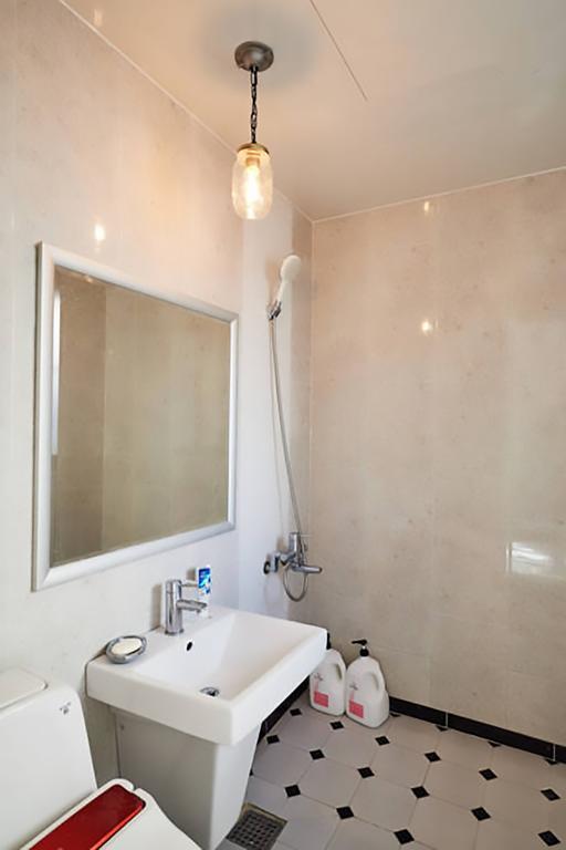 Two-Bedroom Apartment Terrace,189938509:JPEG
