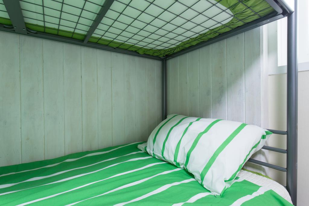 Bed 4-Bed Female Dormitory Room