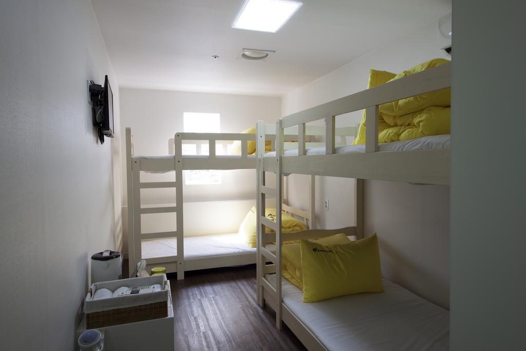 Bunk Twin Room