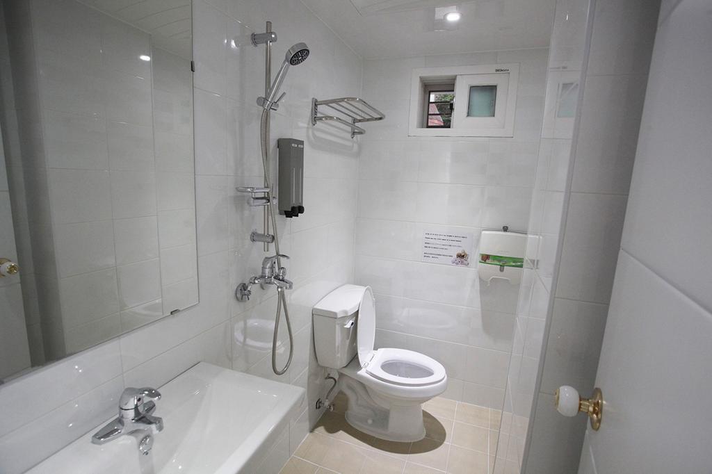 Standard Triple Room,393959508:JPEG