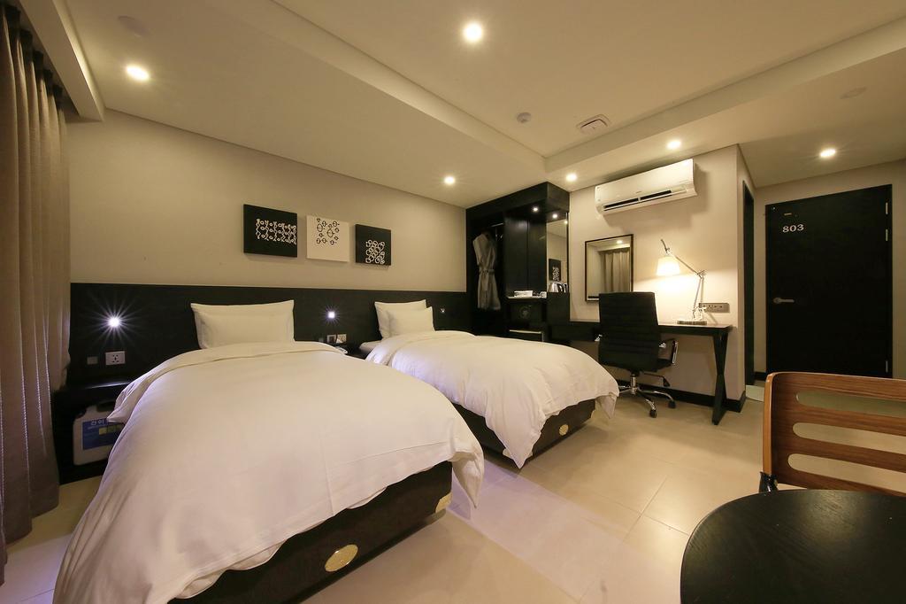 Standard Twin Room,316655437:JPEG