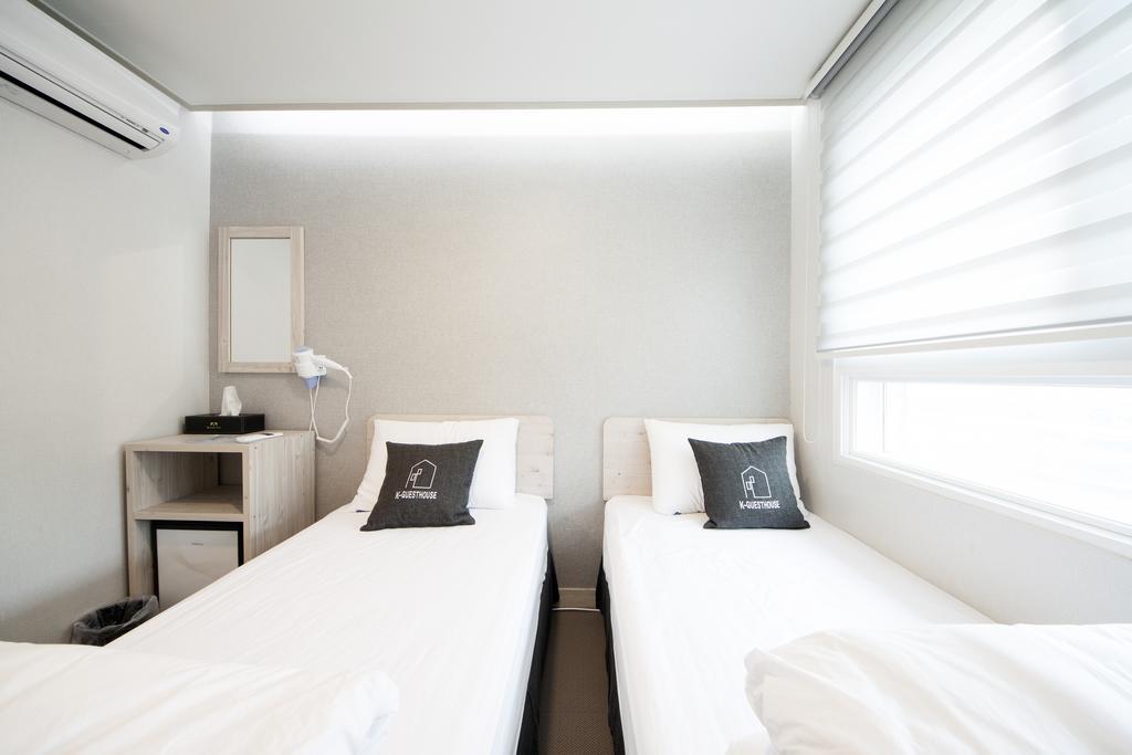 Standard Twin Room,832846667:JPEG