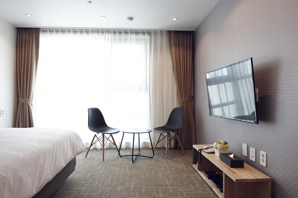 Superior Double Room,742645771:JPEG