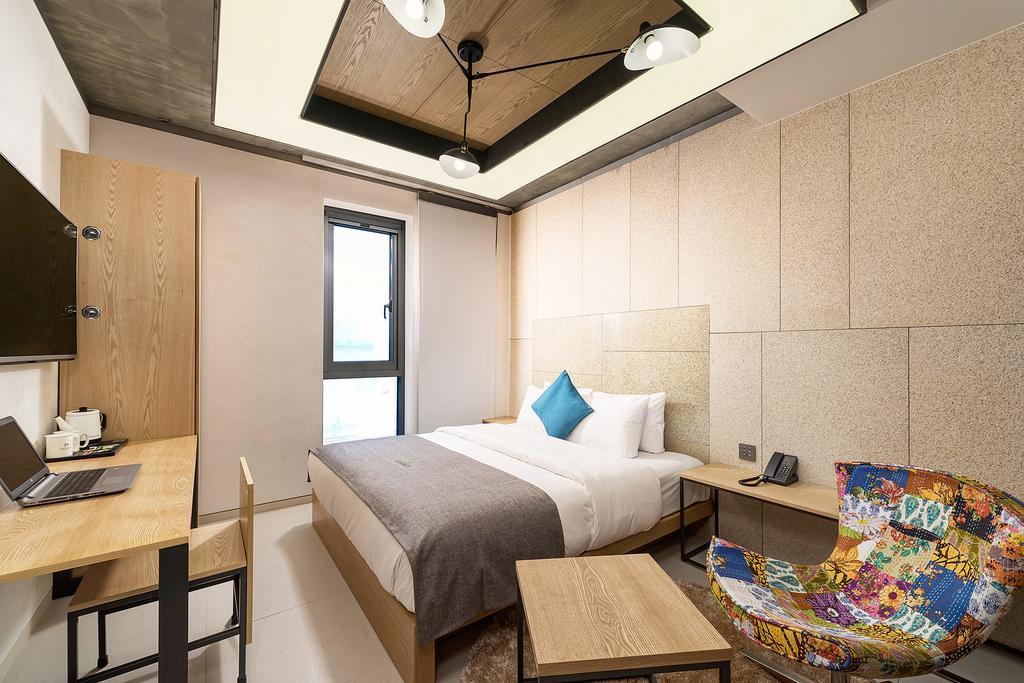 Deluxe Room,643679940:JPEG