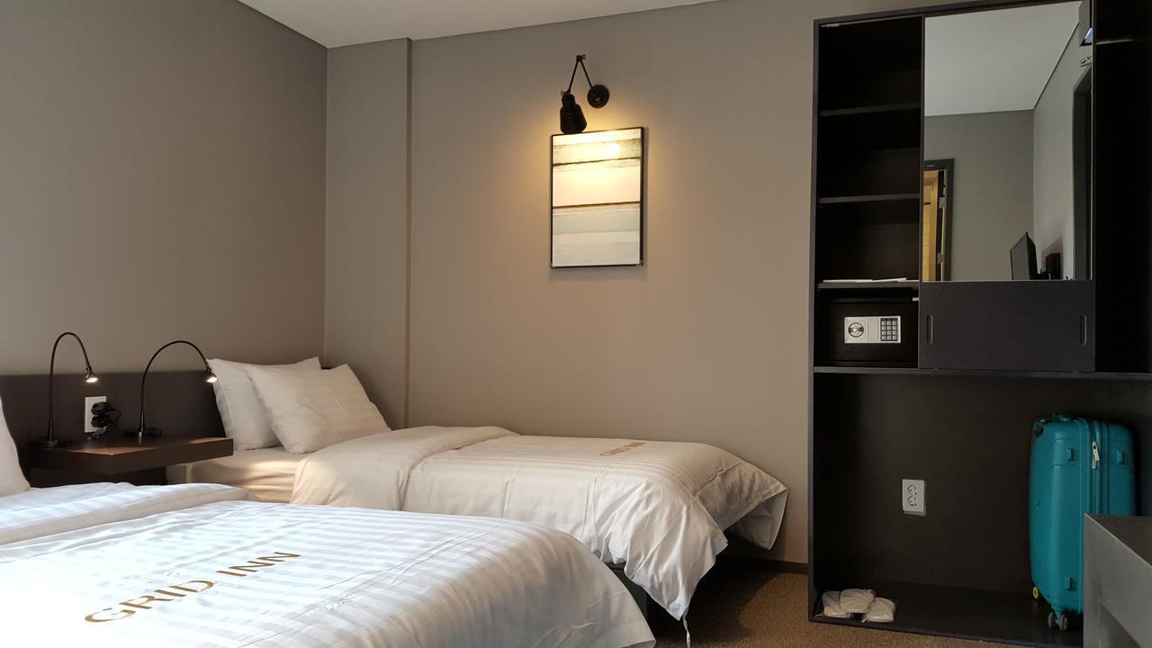 Triple Room,715316938:JPEG