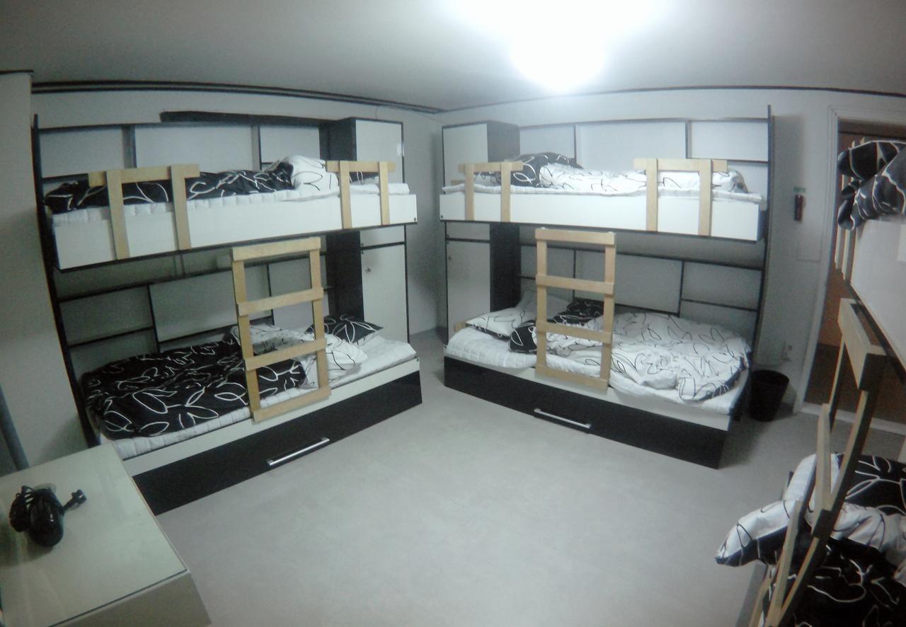 Bed 6-Bed Female Dormitory Room