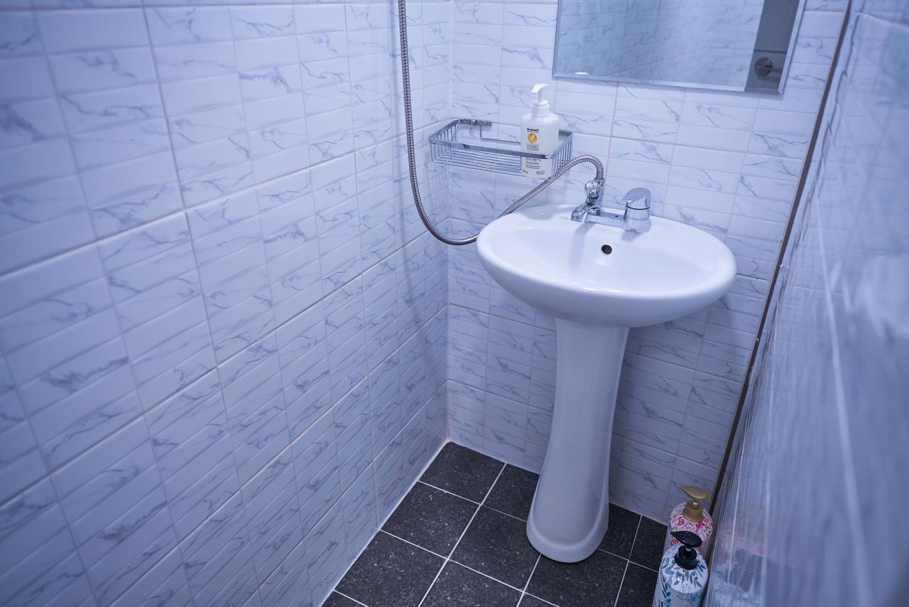 Triple Room Private Bathroom