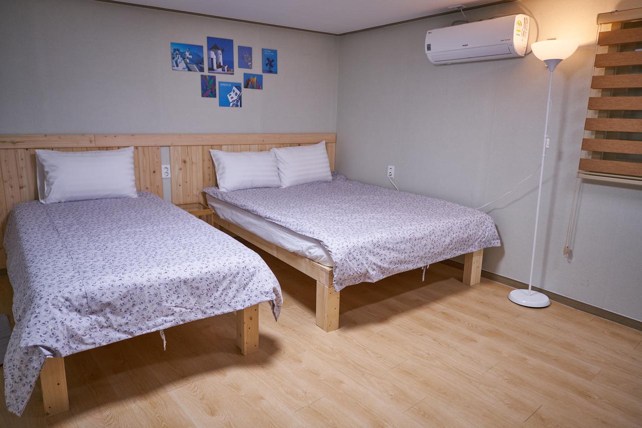 Triple Room Private Bathroom