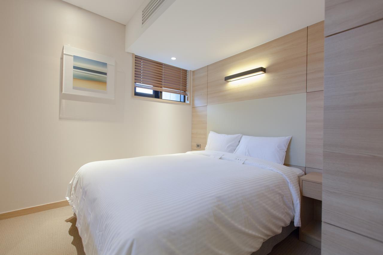 Studio (Limited View),535665921:JPEG