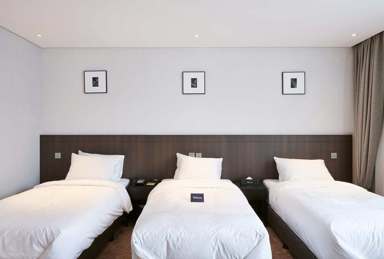 Premium Triple Room,790739949:JPEG