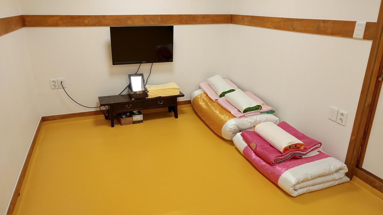 Camera Familiare con Bagno Privato