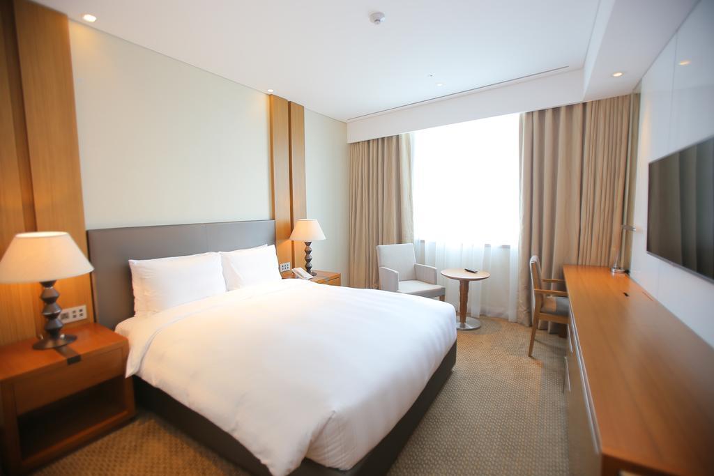 Standard Double Room,1553617339:JPEG