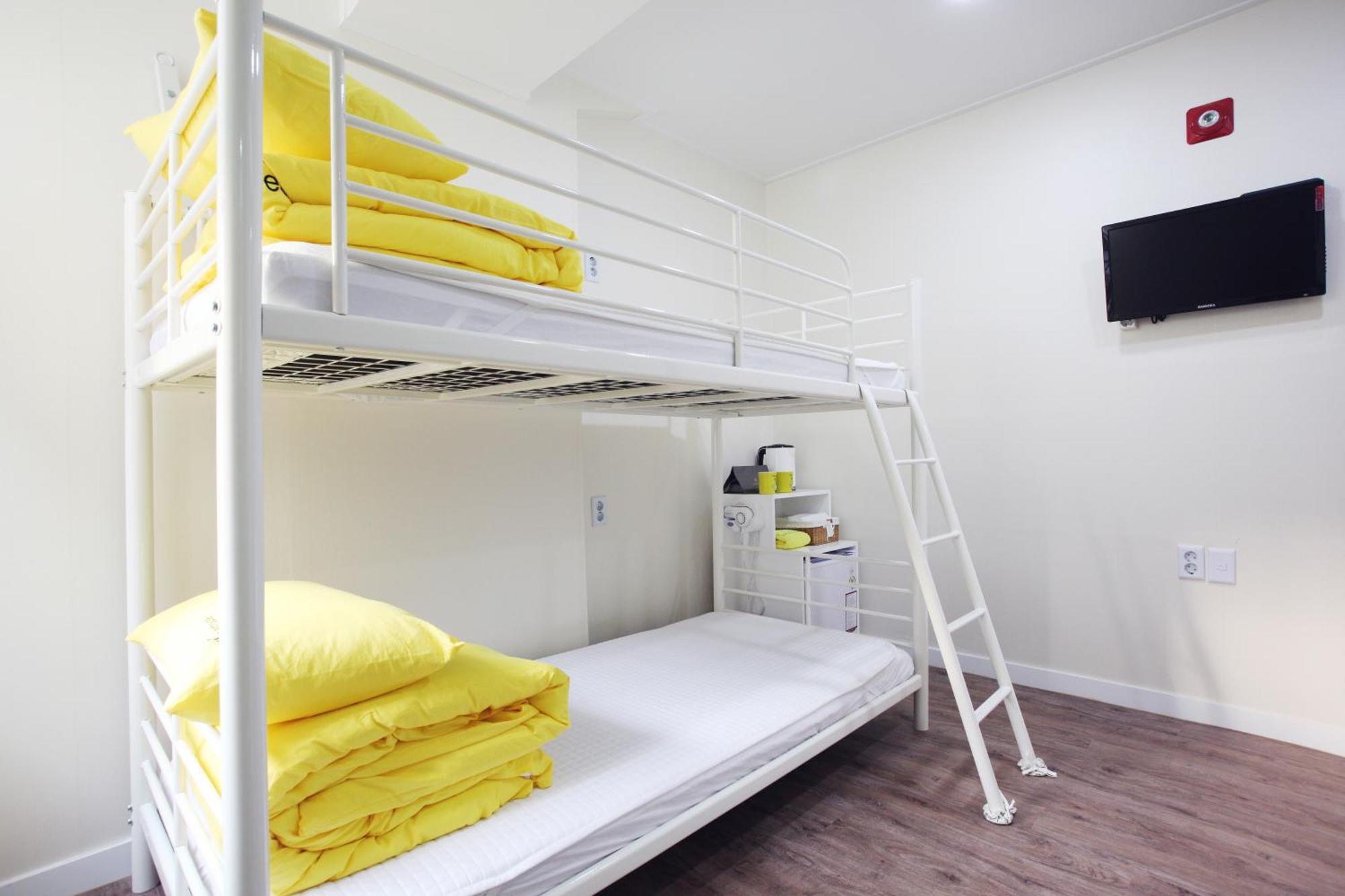 Economy Twin Room