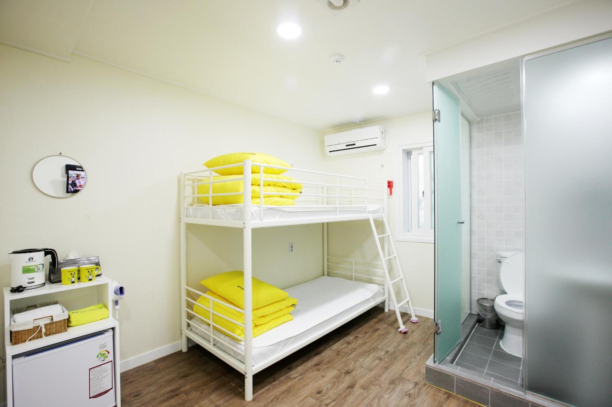 Economy Twin Room