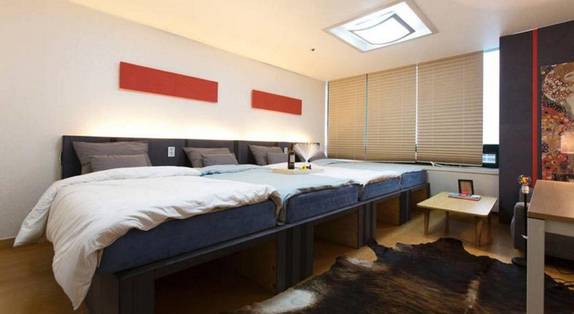 Quadruple Room,207107242:JPEG