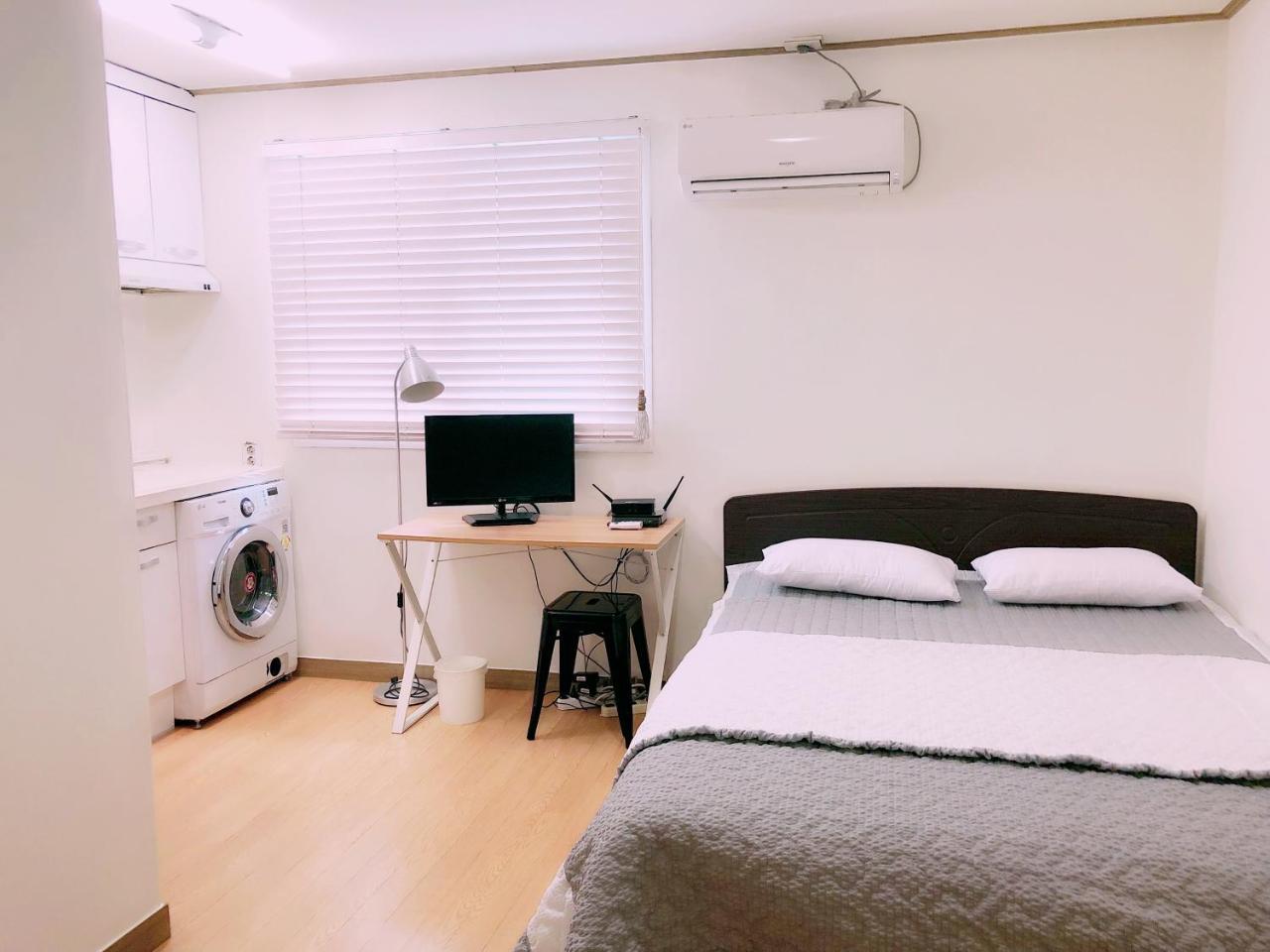 Double Room,1553932642:JPEG