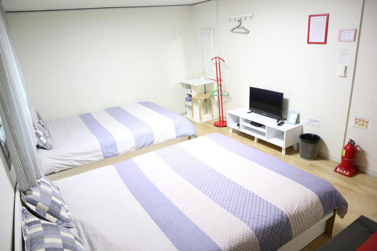 Economy Quadruple Room