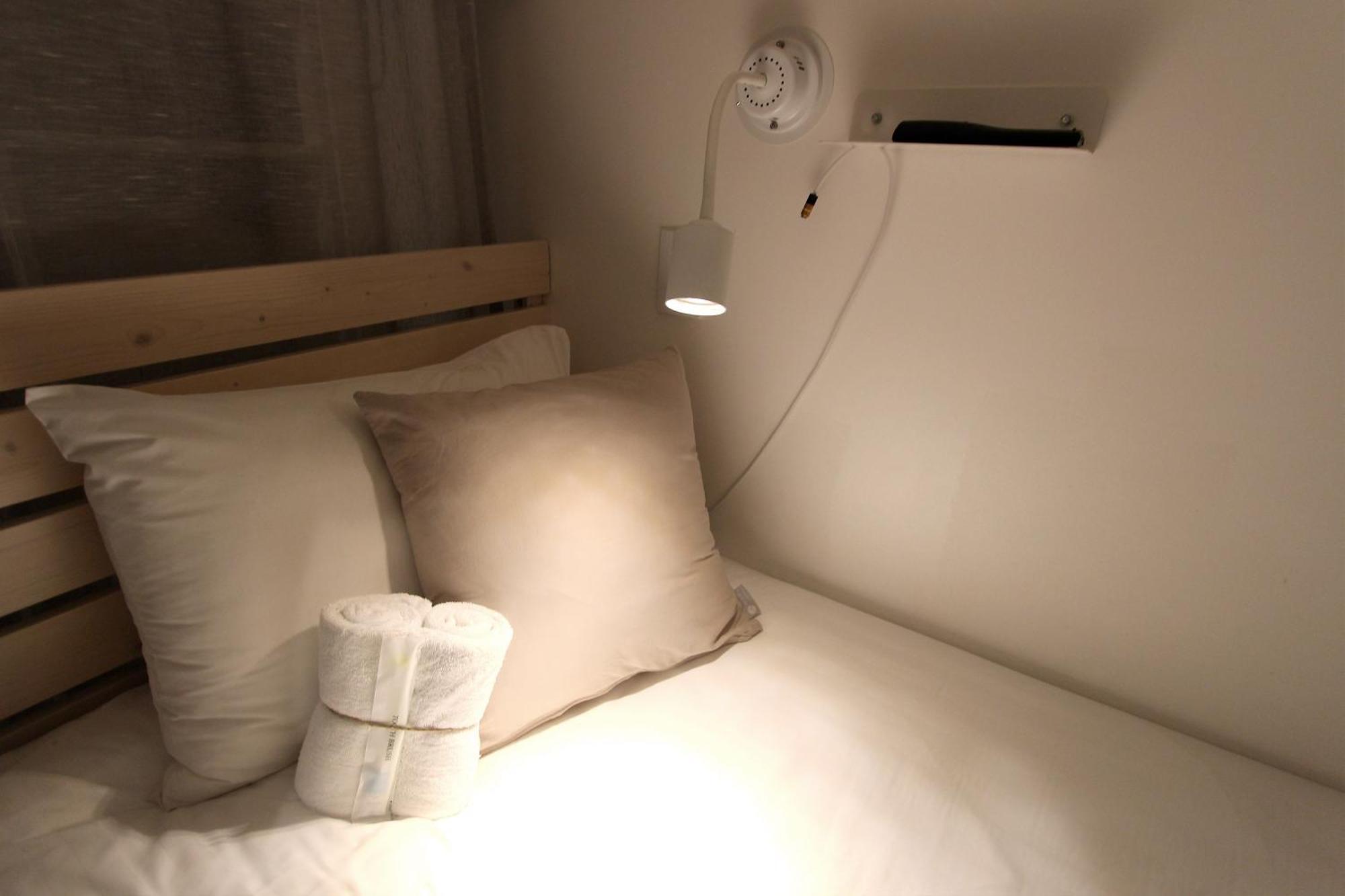 Bed in 4-Bed Female Dormitory Room,832772567:JPEG