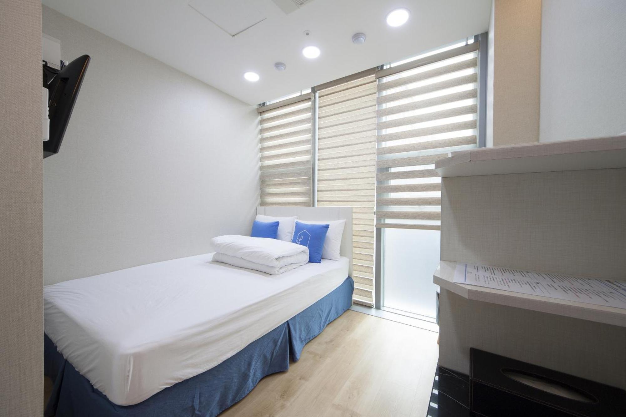 Double Room,898483282:JPEG
