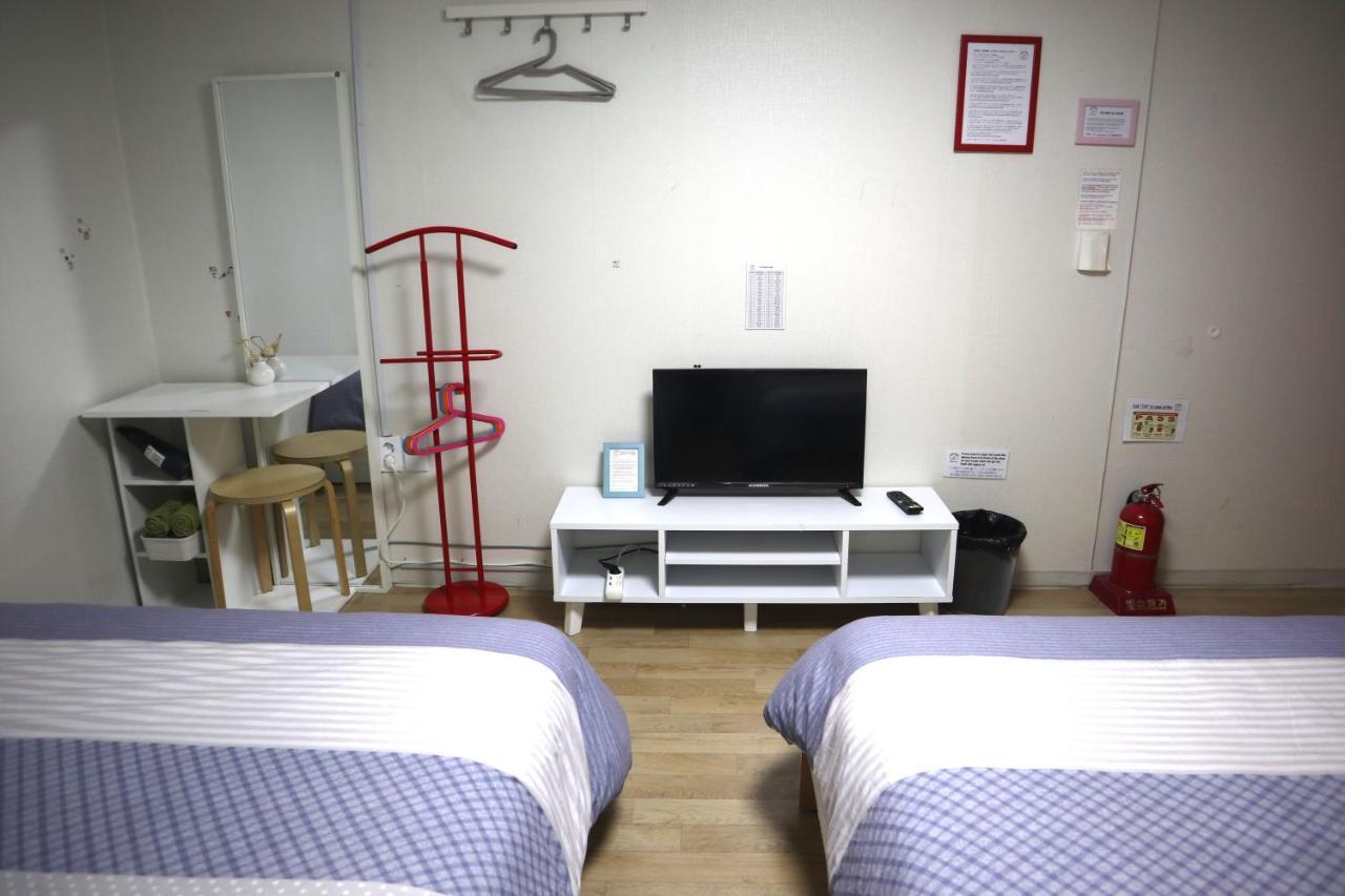 Economy Quadruple Room
