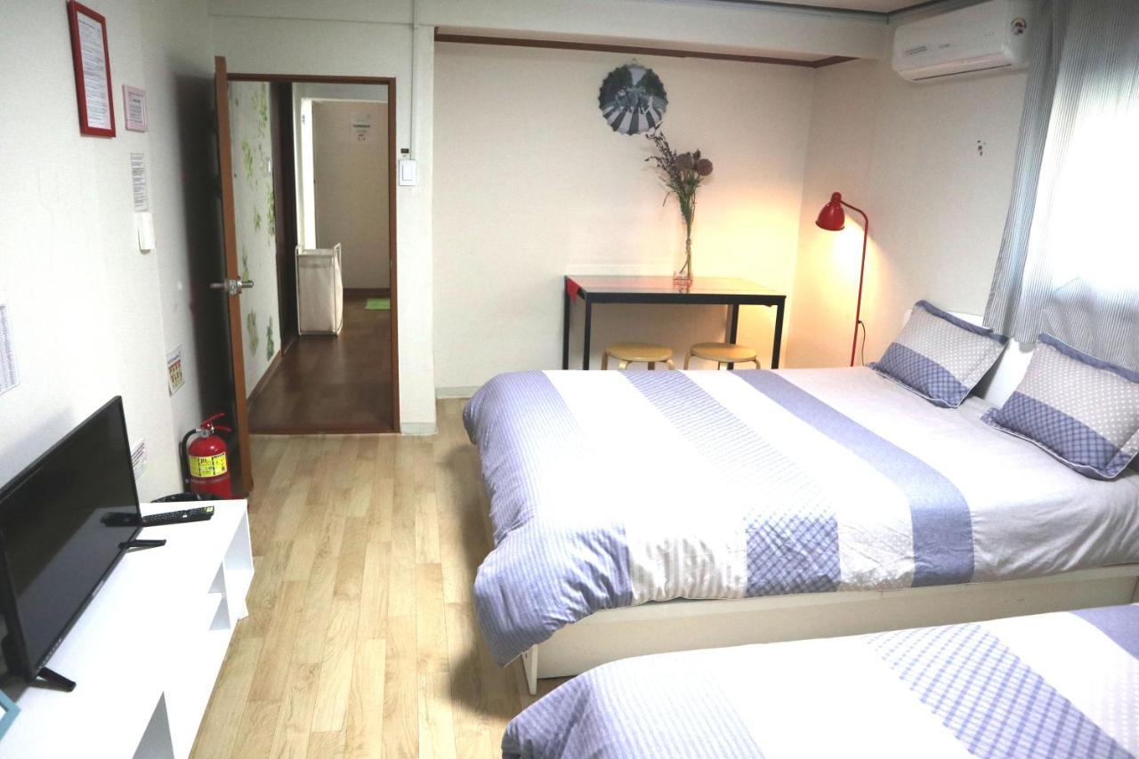 Economy Quadruple Room