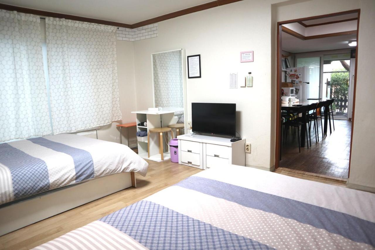 Economy Quadruple Room