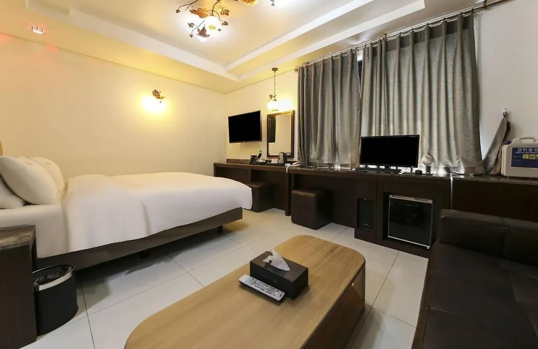 Ciel Hotel-1