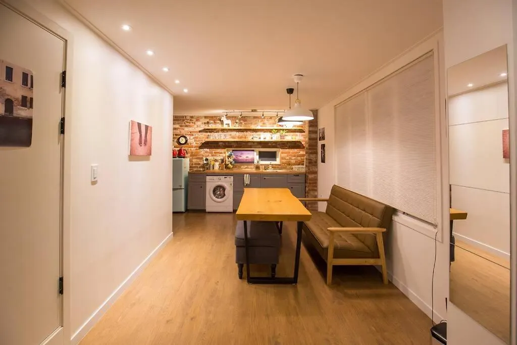 House Sarah Duplex Dongdaemun Market 3 - 3Mins To Ddp-1