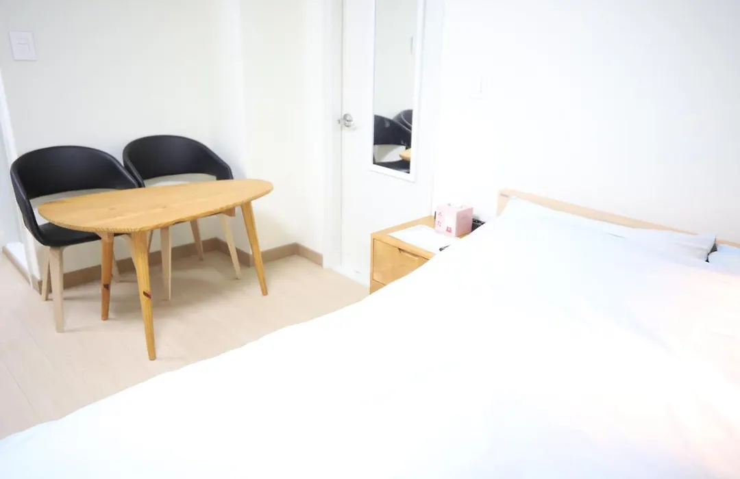 Suite-1