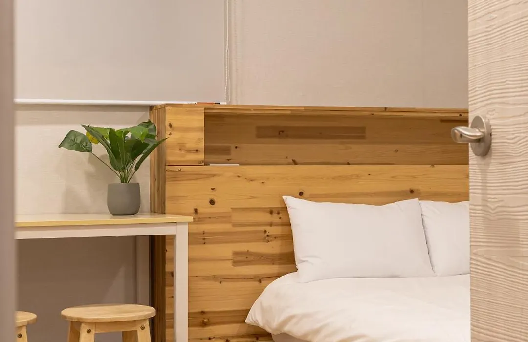 Woody Two Bedroom In Hongdae-1