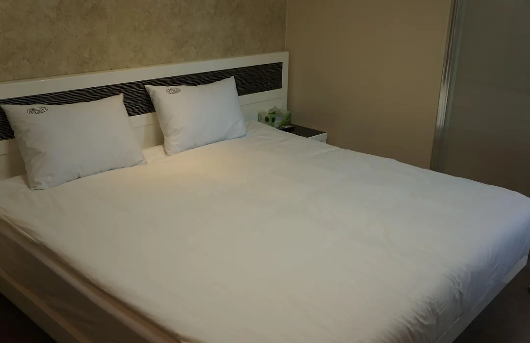Novalus Tourist Hotel-1