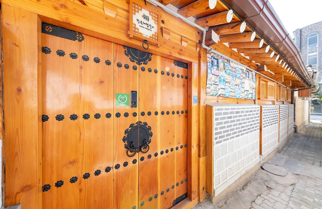 Open Real Luxury Korean Hanok-1