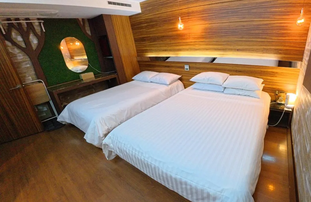 Friendly Dh Naissance Hotel By Mindrum Group-1