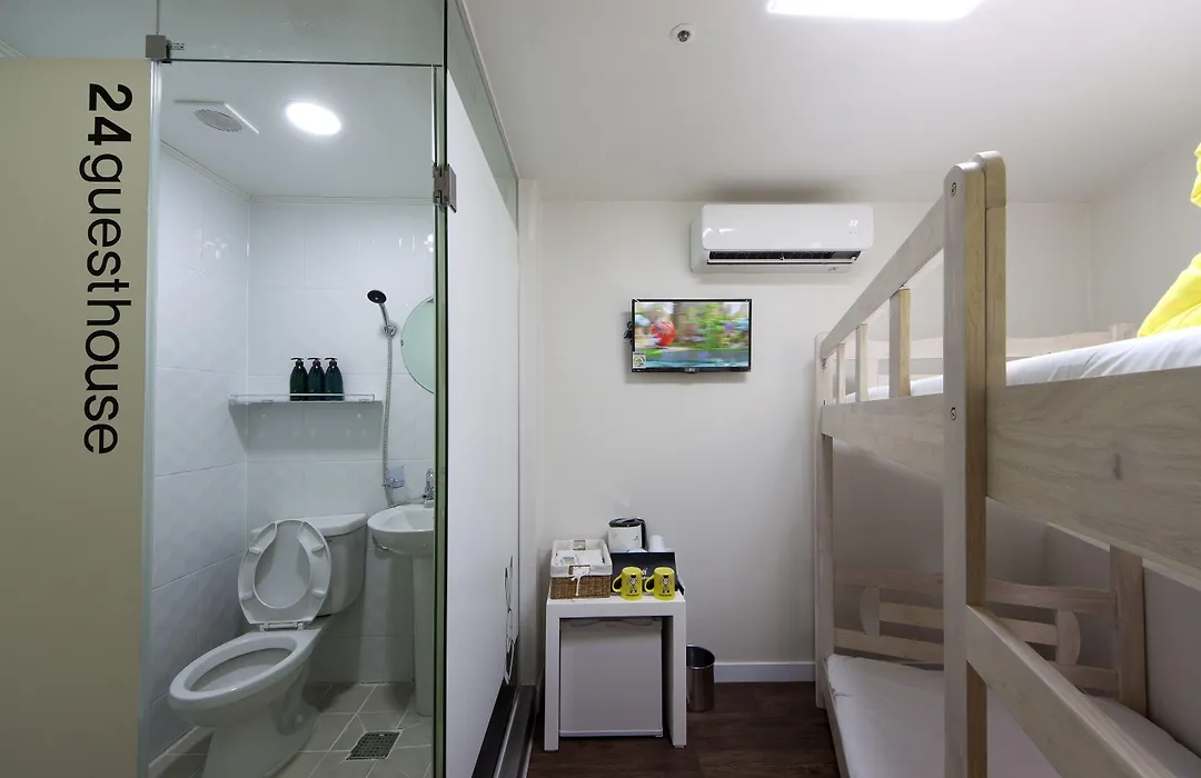 24 Guesthouse Myeongdong Town-1