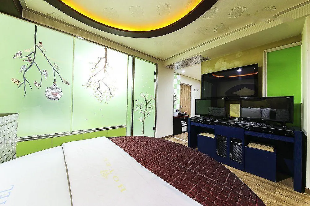 Shim Hotel-1