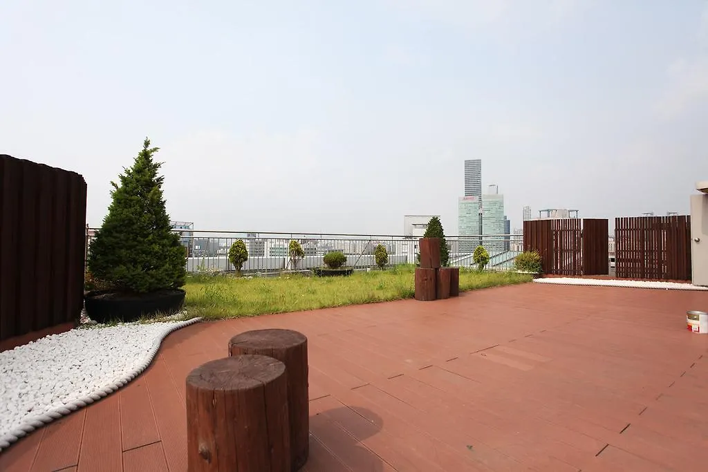 Life Style R Hotel-1