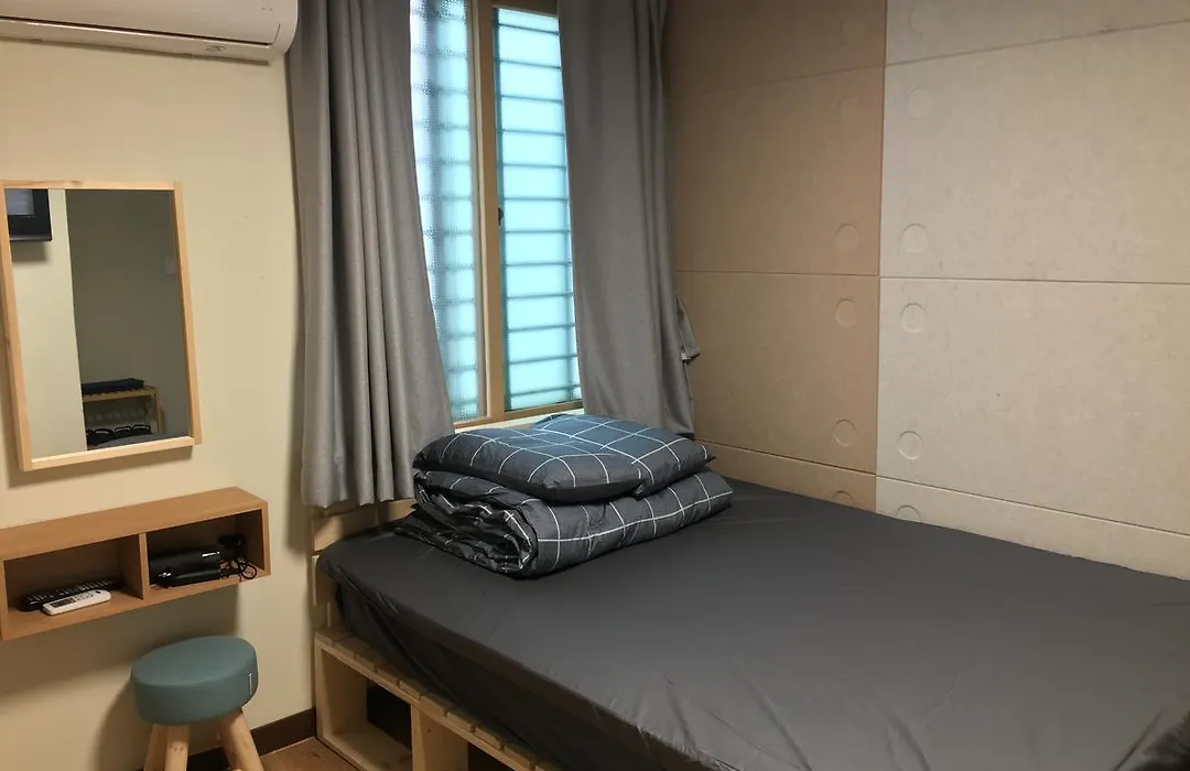 Take 1 Guesthouse Hongdae-1