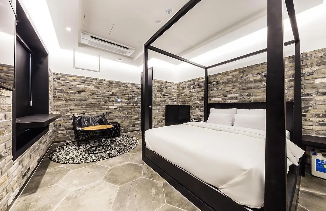 Hotel Forestar 2-1