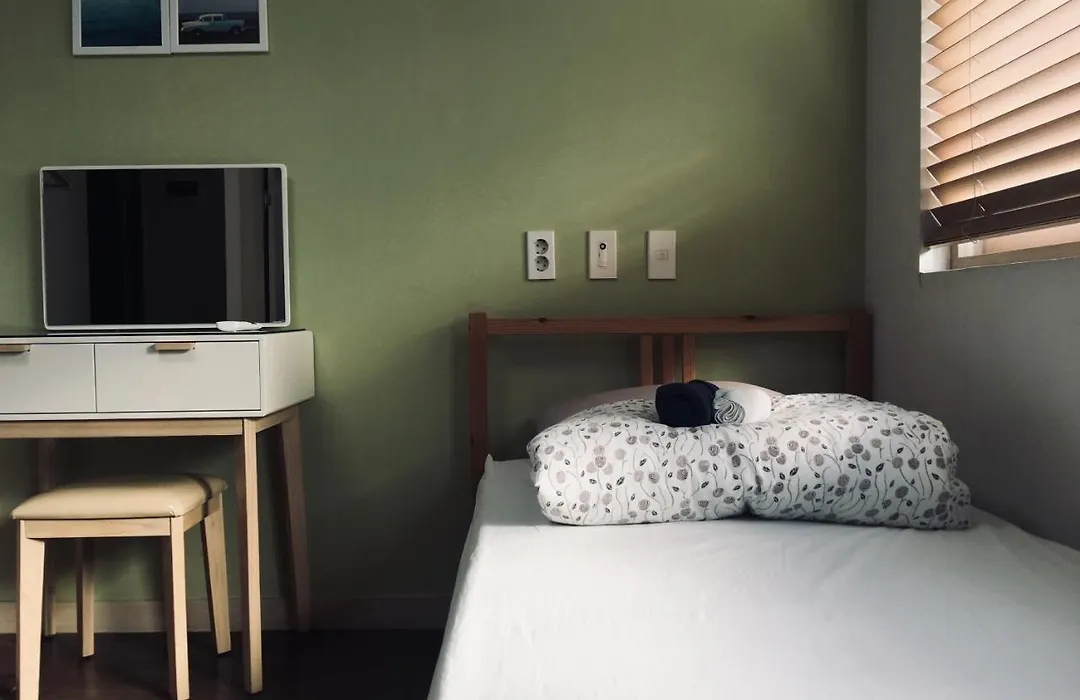Hongdae Pencil Guesthouse-1