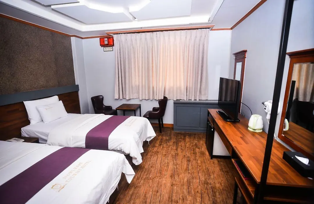 Hotel Noblesse-1